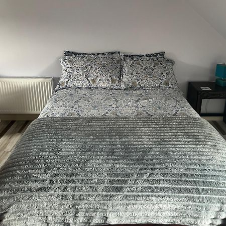 Lyza'S Loft Appartement Kilcoo Buitenkant foto