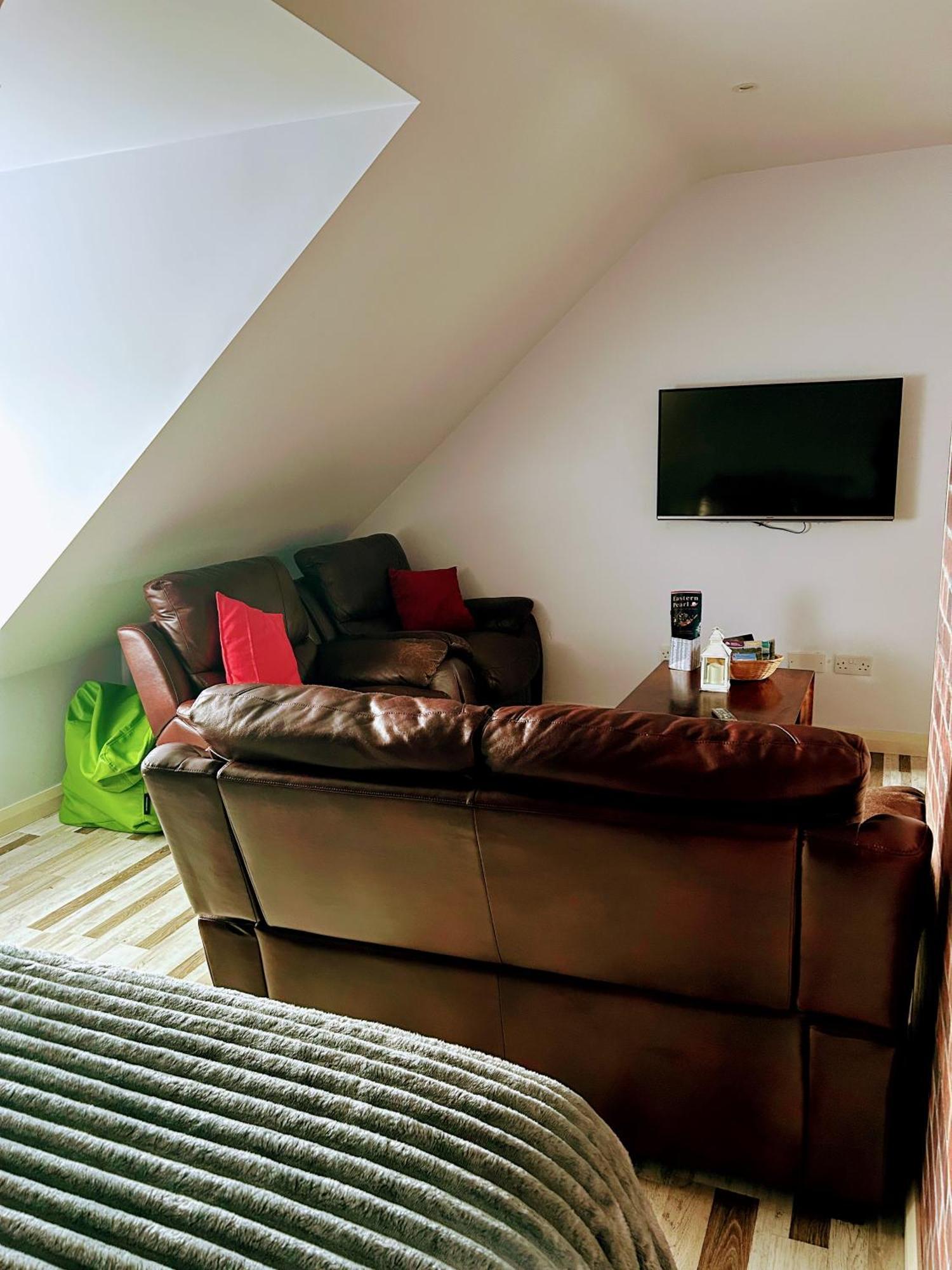 Lyza'S Loft Appartement Kilcoo Buitenkant foto
