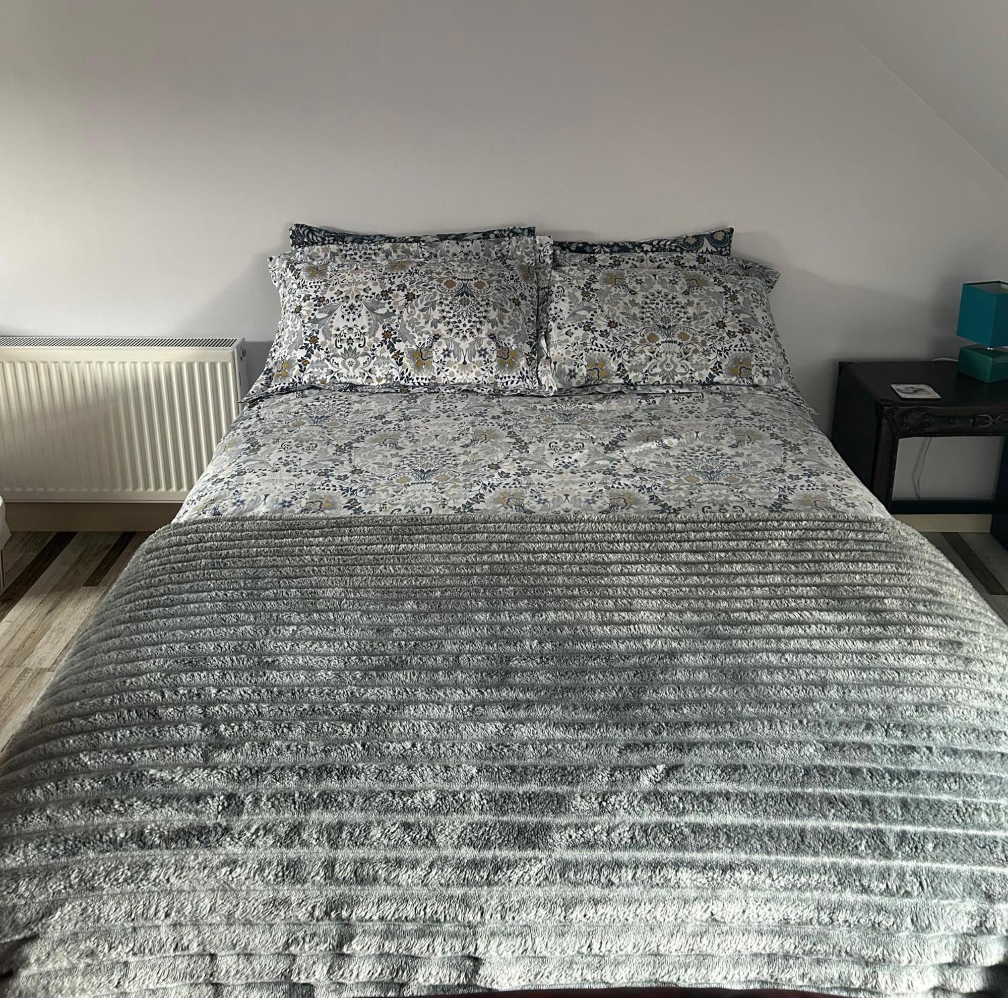 Lyza'S Loft Appartement Kilcoo Buitenkant foto